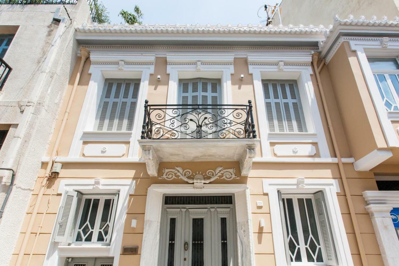 Step One | Luxury Suites Right In The Heart Of Acropolis Next To Metro Station أثينا المظهر الخارجي الصورة