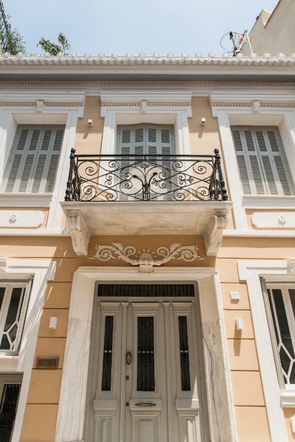 Step One | Luxury Suites Right In The Heart Of Acropolis Next To Metro Station أثينا المظهر الخارجي الصورة